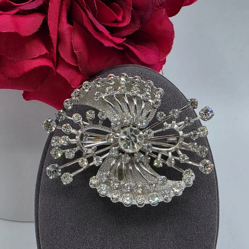 Vintage Silver Tone Clear Rhinestone Atomic Starburst Sunburst Brooch Pin